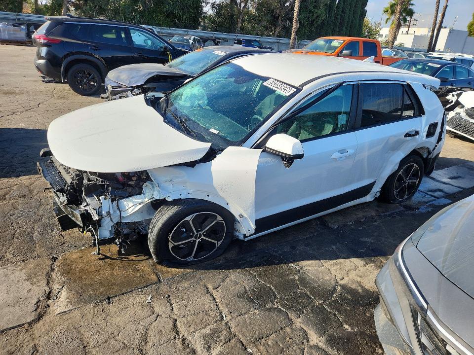 KIA NIRO 2026 with VIN KNDCP3LE1T5349869 - Photo from auction