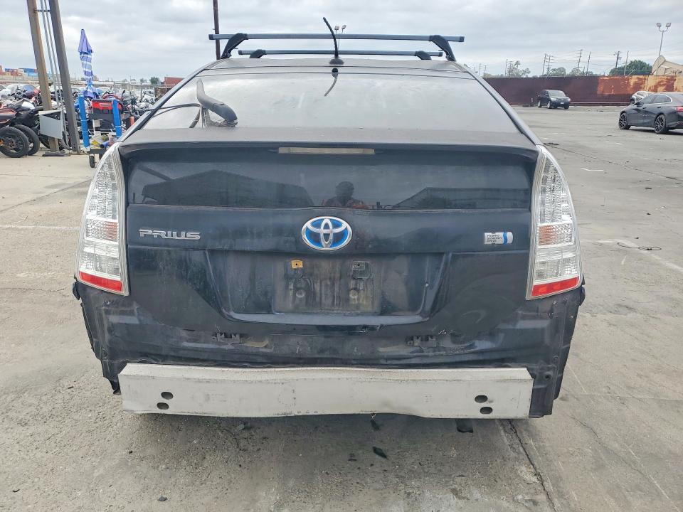 Photo 6 from auction – 2011 TOYOTA PRIUS with VIN JTDKN3DU9B1364617