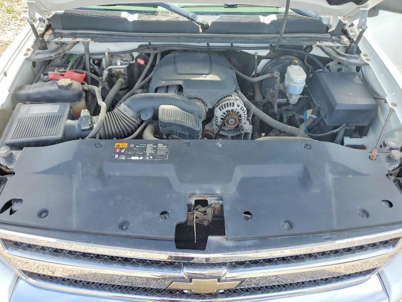 Photo 11 from auction – 2011 CHEVROLET SILVERADO with VIN 1GCRKREA2BZ446172
