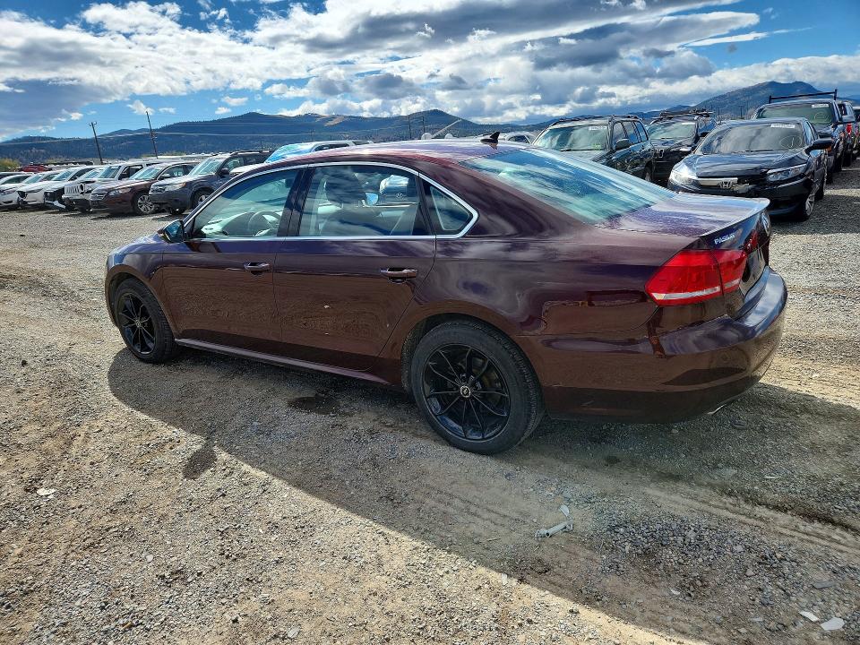 Снимка 2 от търг – 2012 VOLKSWAGEN PASSAT с VIN 1VWBN7A3XCC060735