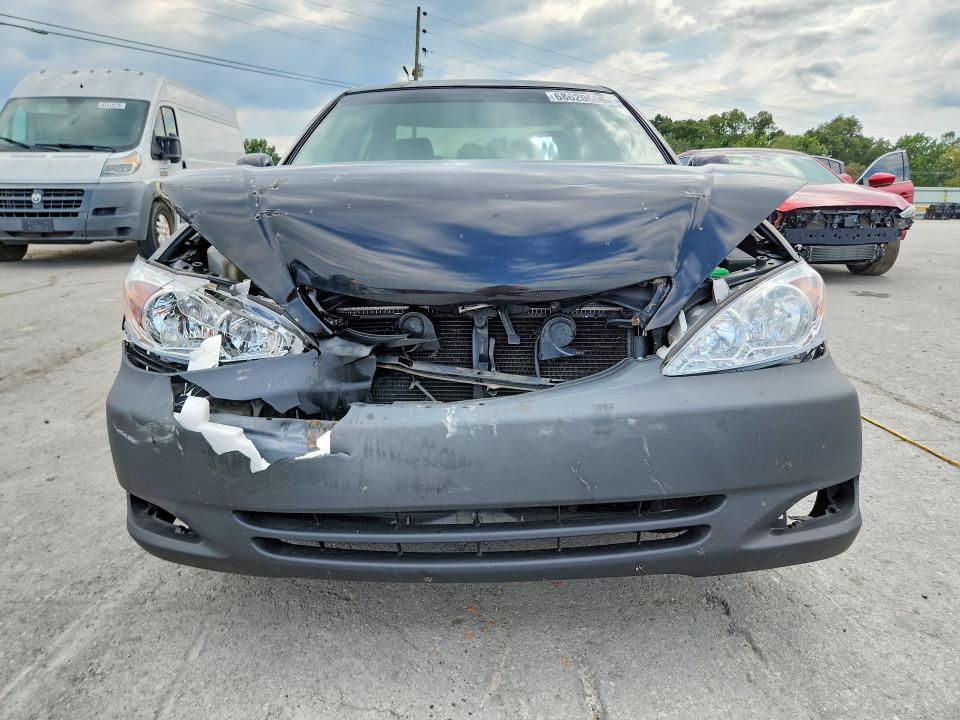 Photo 5 from auction – 2004 TOYOTA CAMRY with VIN 4T1BE32K04U265473