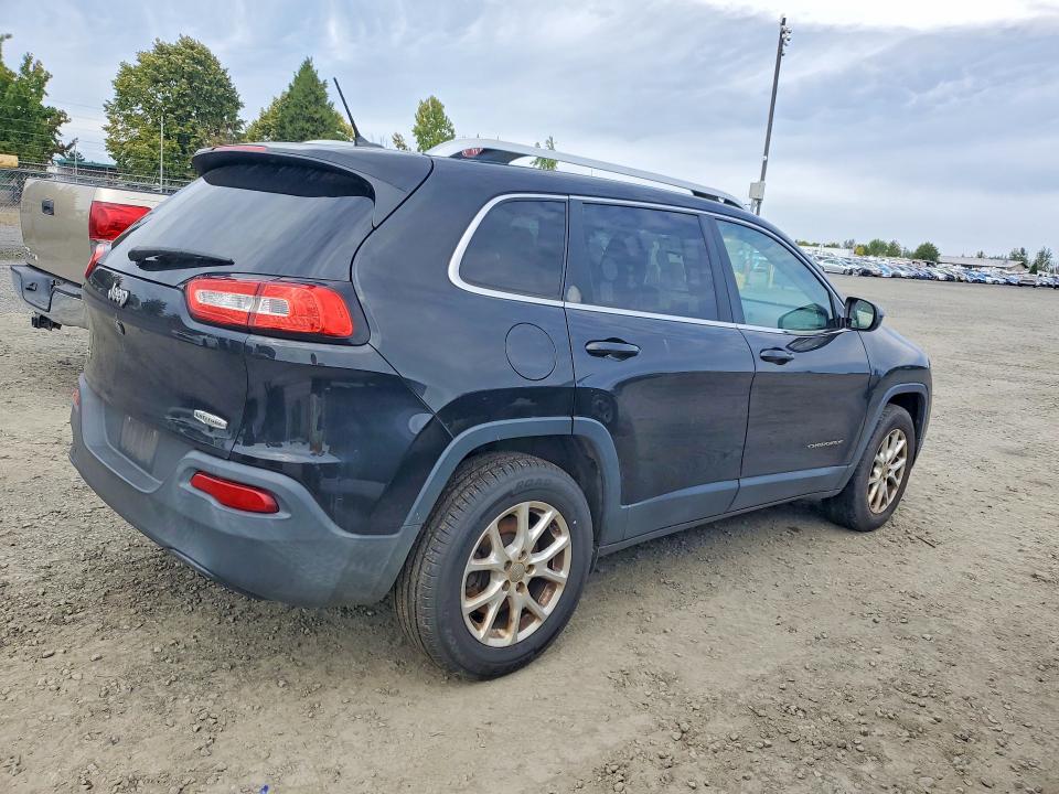 Photo 3 from auction – 2015 JEEP CHEROKEE with VIN 1C4PJMCB4FW674089