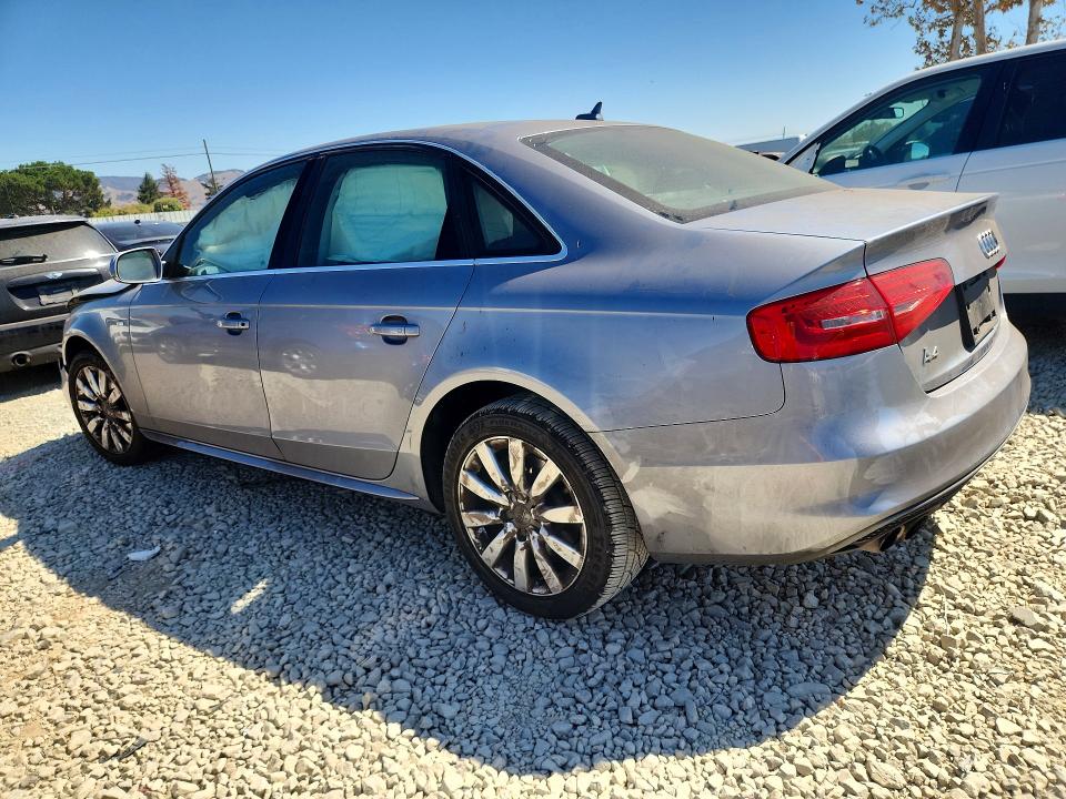 Фото 2 с аукциона – 2015 AUDI A4 с VIN WAUAFAFLXFN002017