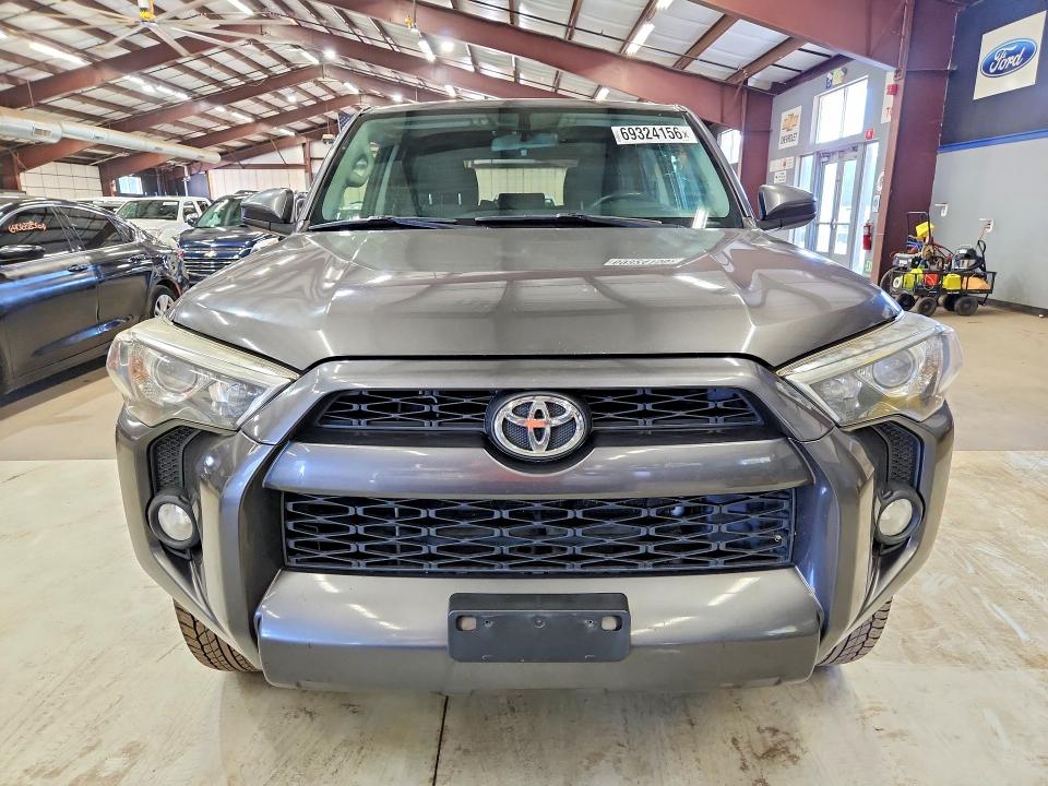 Photo 5 from auction – 2015 TOYOTA 4RUNNER with VIN JTEBU5JR5F5261350