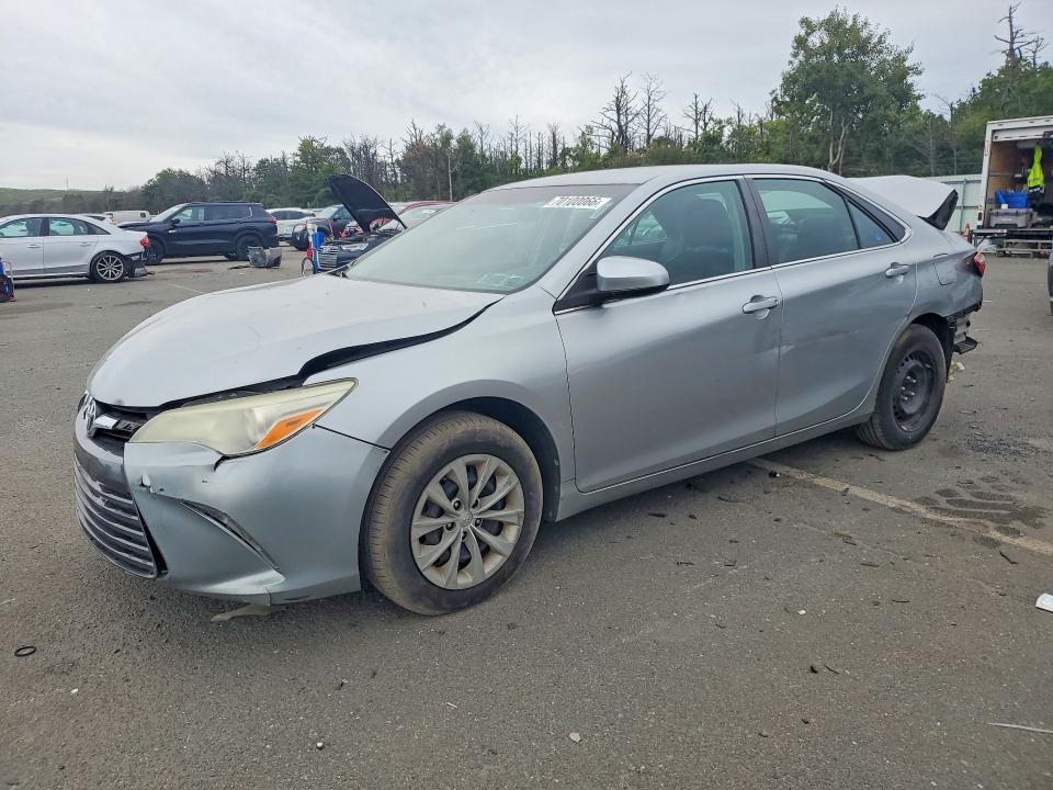TOYOTA CAMRY 2015 with VIN 4T1BF1FKXFU035678 - Photo from auction