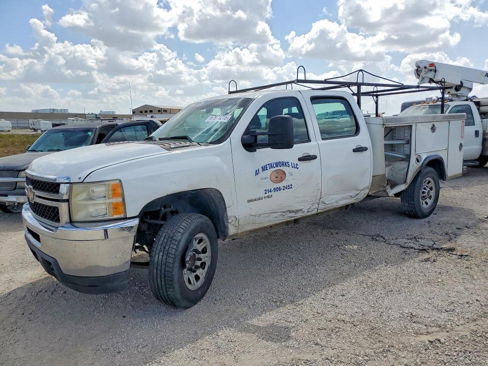 CHEVROLET SILVERADO 2011 with VIN 1GC4CZCG5BF156833 - Photo from auction