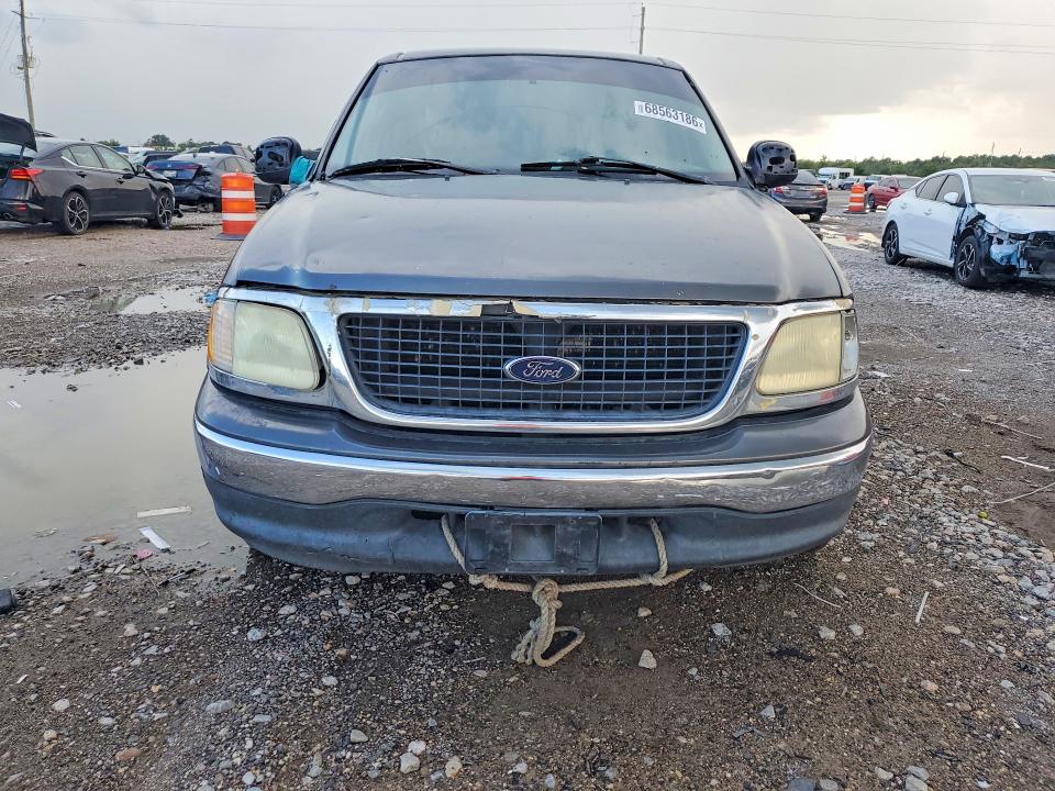 Photo 5 from auction – 2003 FORD F150 with VIN 1FTRW07683KC17983