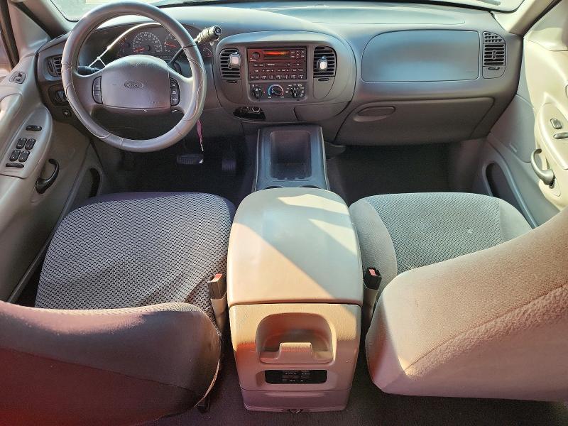 Photo 8 from auction – 2001 FORD EXPEDITION with VIN 1FMRU15LX1LA01074