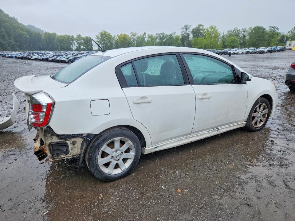 Photo 3 from auction – 2010 NISSAN SENTRA with VIN 3N1AB6AP2AL701420