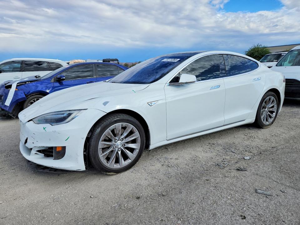 Фото 1 с аукциона – 2016 TESLA MODEL S с VIN 5YJSA1E12GF160664