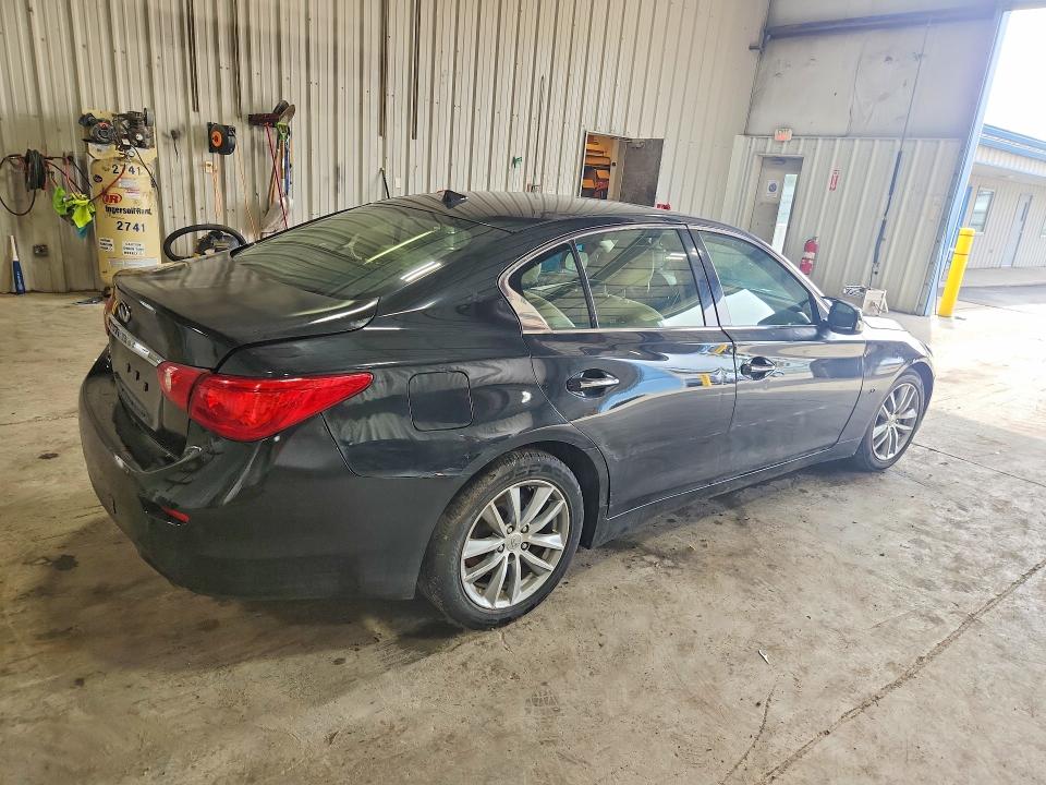 Photo 3 from auction – 2015 INFINITI Q50 with VIN JN1BV7AR5FM399671