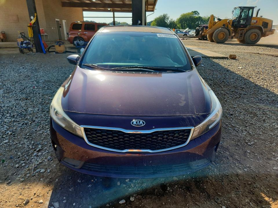 Photo 5 from auction – 2017 KIA FORTE with VIN 3KPFK4A7XHE137019