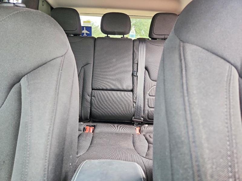 Снимка 10 от търг – 2022 JEEP RENEGADE с VIN ZACNJDB18NPN80855