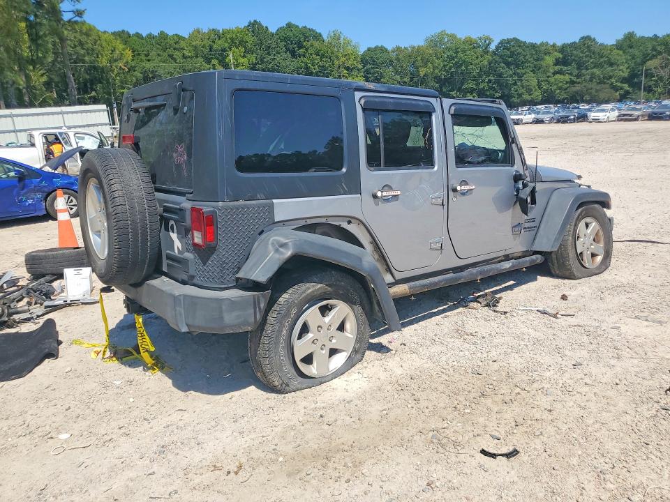 Снимка 3 от търг – 2014 JEEP WRANGLER UNLIMITED с VIN 1C4BJWDG5EL316130