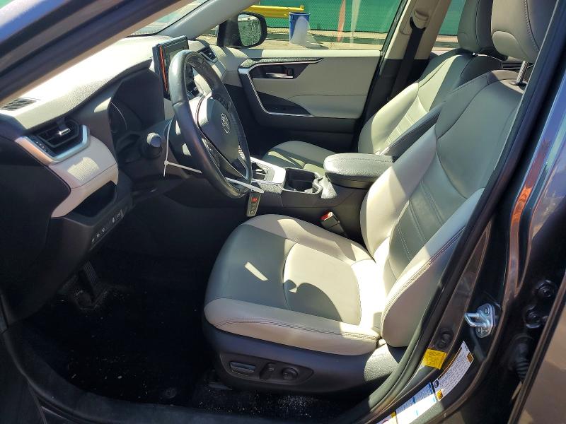 Photo 7 from auction – 2019 TOYOTA RAV4 with VIN JTMA1RFV4KD514633