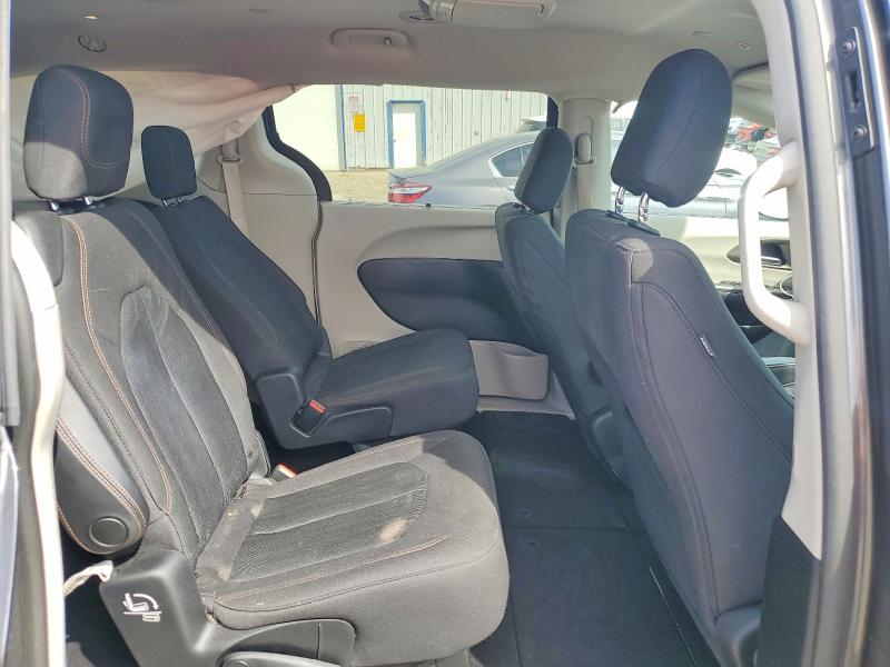 Photo 11 from auction – 2019 CHRYSLER PACIFICA with VIN 2C4RC1FG3KR667498