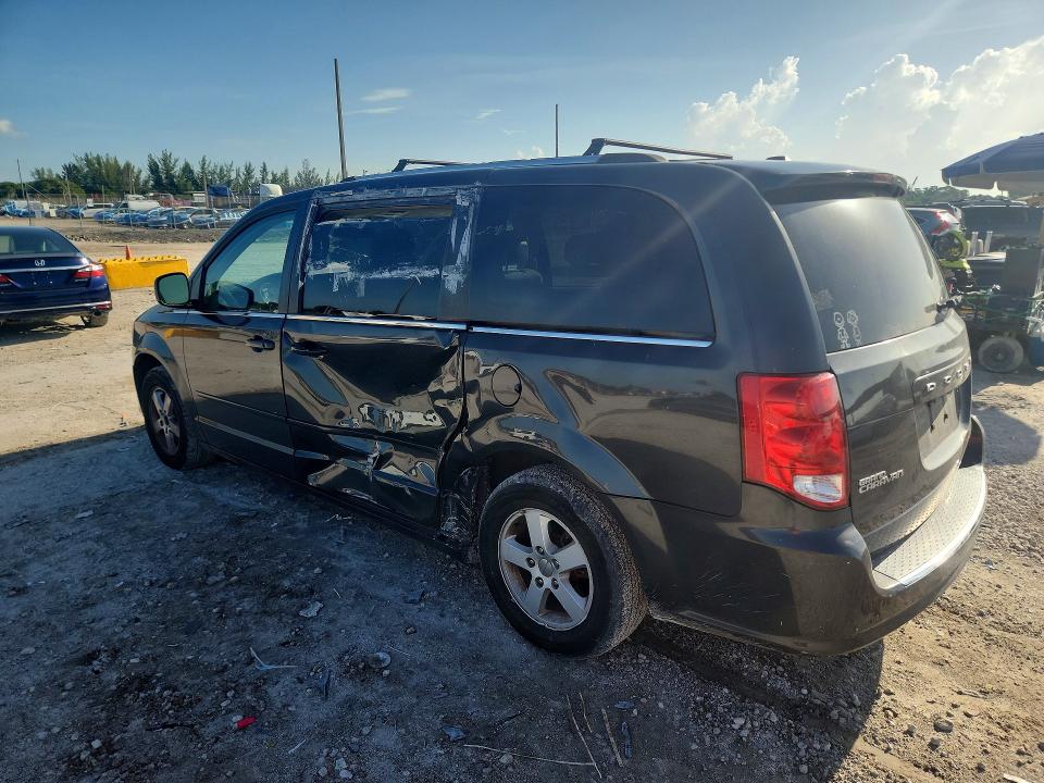 Photo 2 from auction – 2011 DODGE GRAND CARAVAN with VIN 2D4RN5DG0BR755108