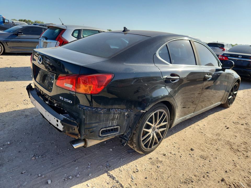 Photo 3 from auction – 2008 LEXUS IS 250 with VIN JTHBK262785071037