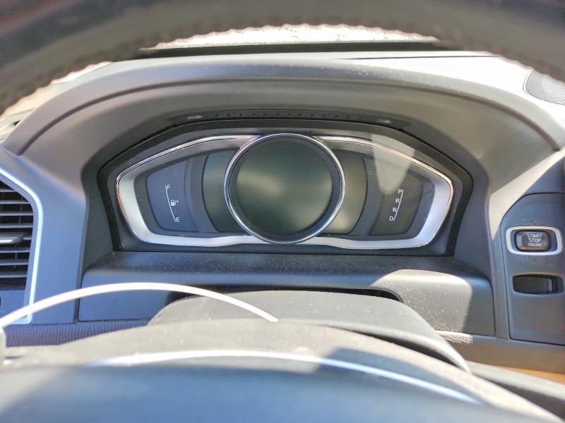 Zdjęcie 9 z aukcji – 2015 VOLVO XC60 z VIN YV4902RDXF2595748