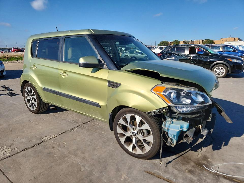Снимка 4 от търг – 2013 KIA SOUL с VIN KNDJT2A64D7593790