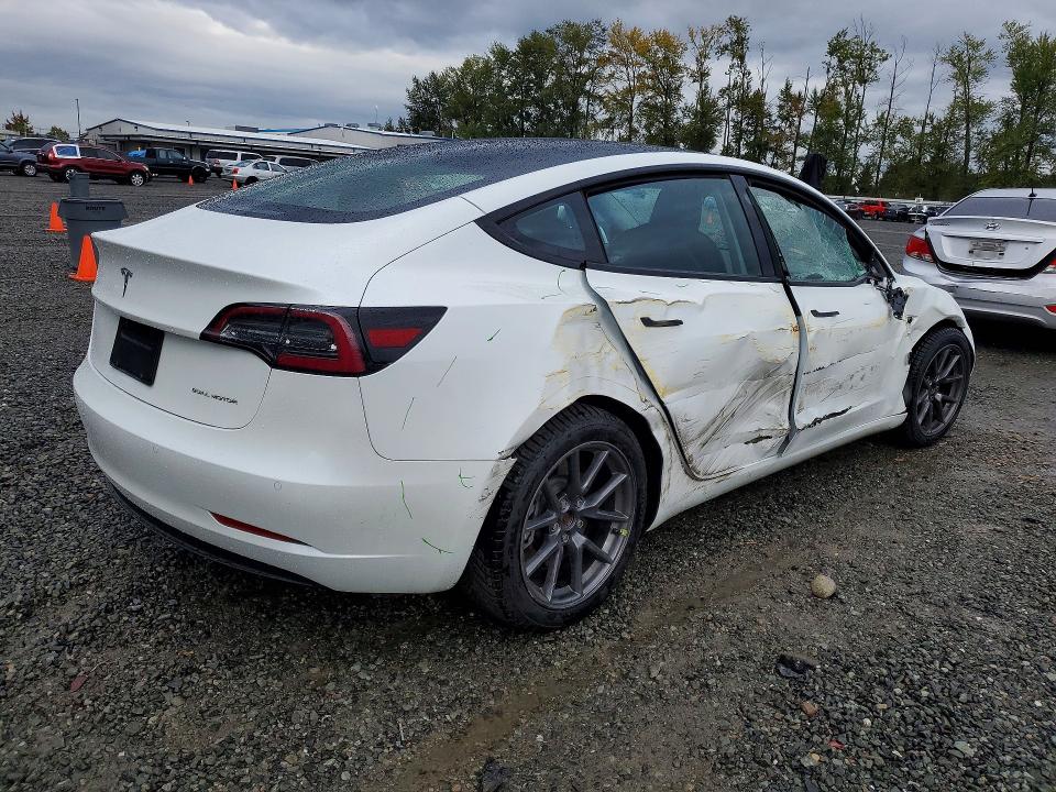 Фото 3 с аукциона – 2022 TESLA MODEL 3 с VIN 5YJ3E1EB6NF136401