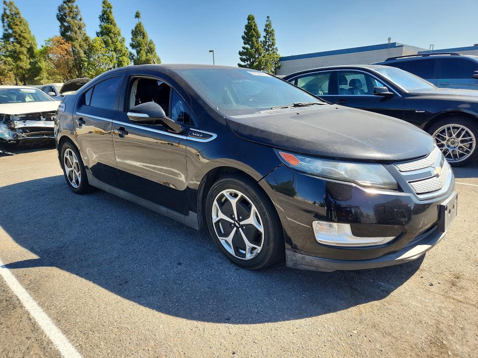 Photo 4 from auction – 2014 CHEVROLET VOLT with VIN 1G1RH6E43EU158212
