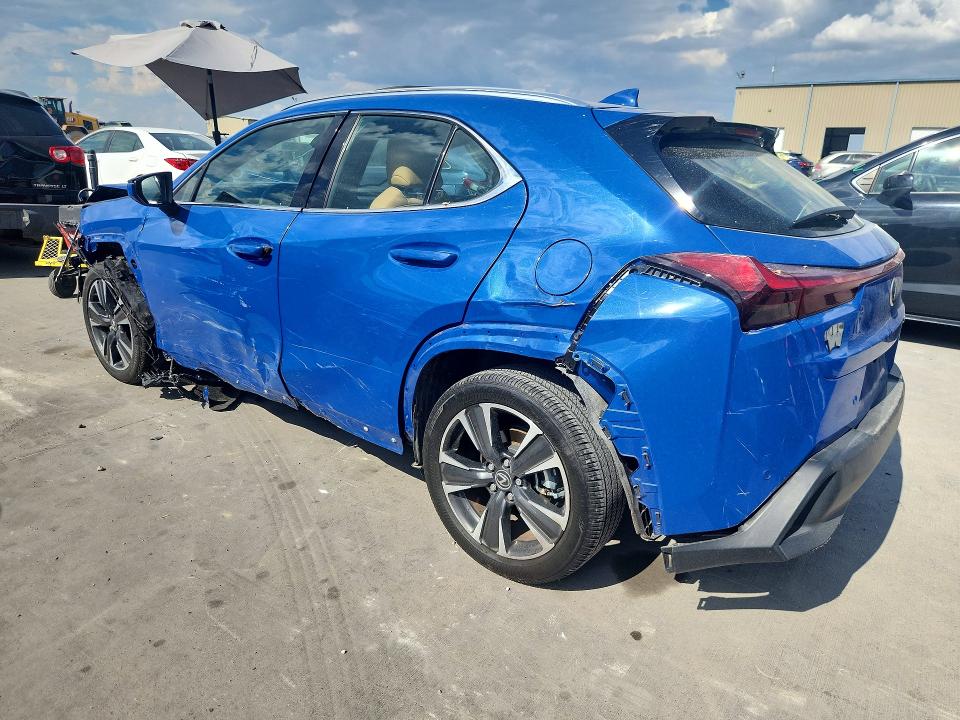 Photo 2 from auction – 2025 LEXUS UX 300H with VIN JTHYBJAH7S2017083