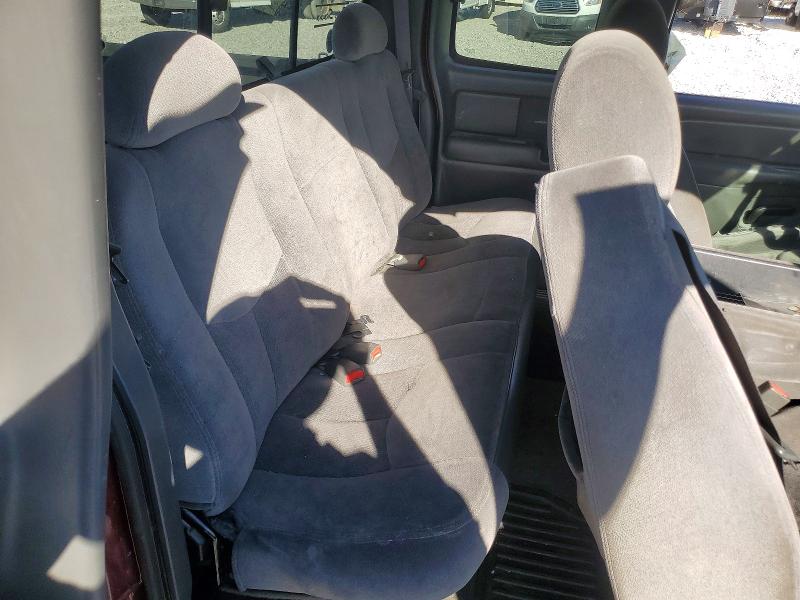 Снимка 10 от търг – 2004 GMC SIERRA с VIN 1GTHK29U44E393797