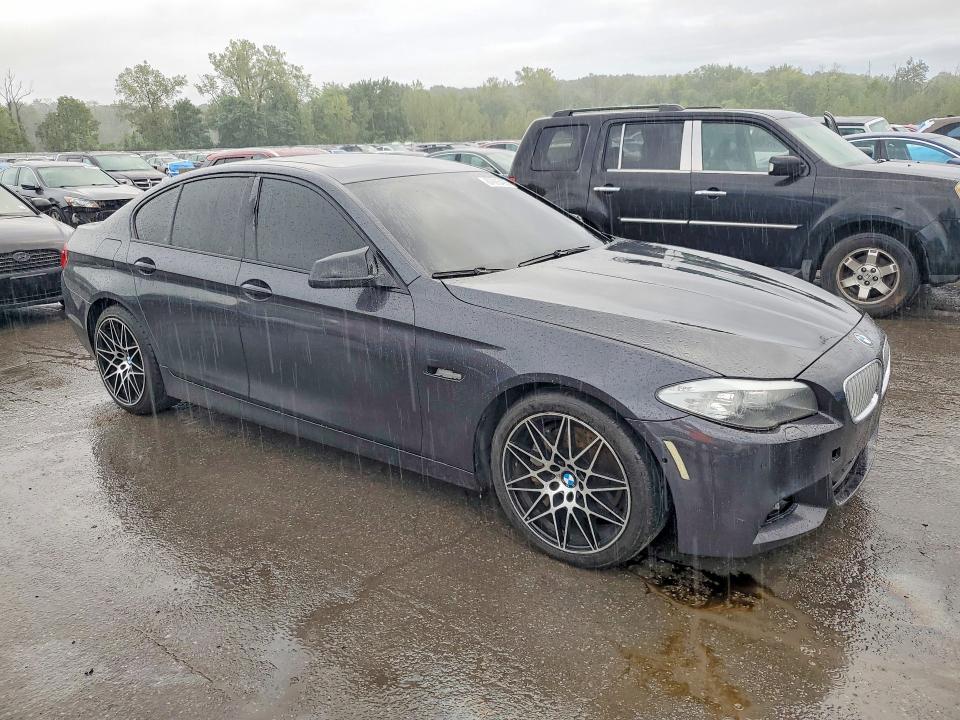 Photo 4 from auction – 2011 BMW 550 with VIN WBAFU9C54BC785857