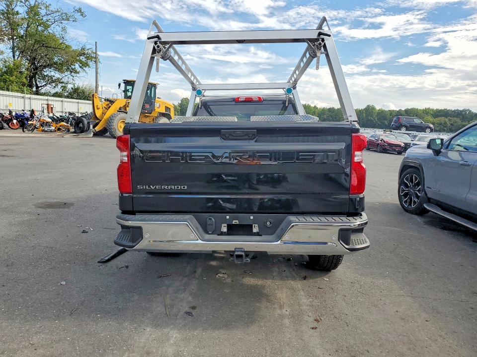 Photo 6 from auction – 2026 CHEVROLET SILVERADO with VIN 3GCNKAED8TG216678