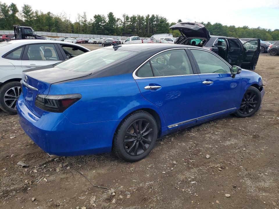 Снимка 3 от търг – 2010 LEXUS ES с VIN JTHBK1EG1A2411555