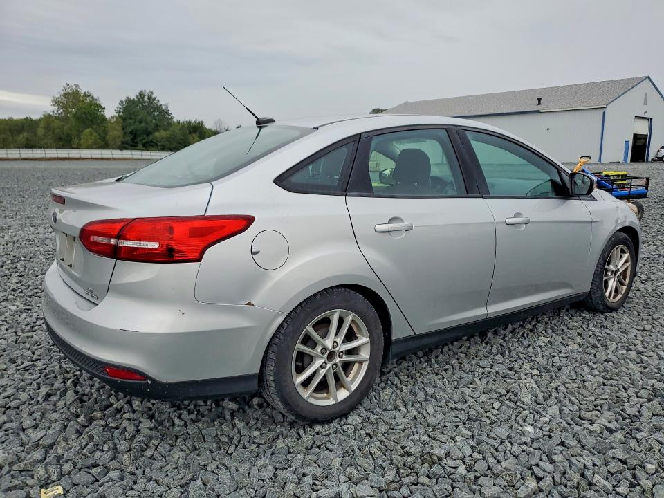 Photo 3 from auction – 2016 FORD FOCUS with VIN 1FADP3F20GL293081
