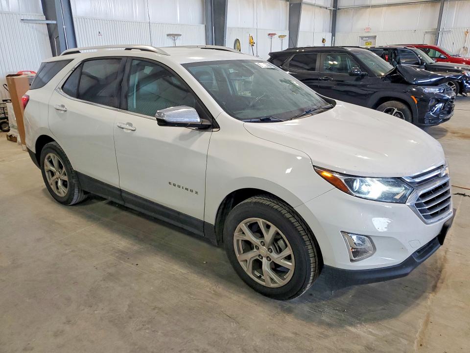 Photo 4 from auction – 2018 CHEVROLET EQUINOX with VIN 3GNAXVEV3JL174965