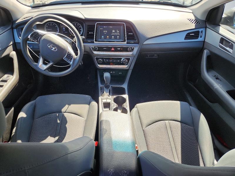 Photo 8 from auction – 2018 HYUNDAI SONATA with VIN 5NPE24AF4JH619456