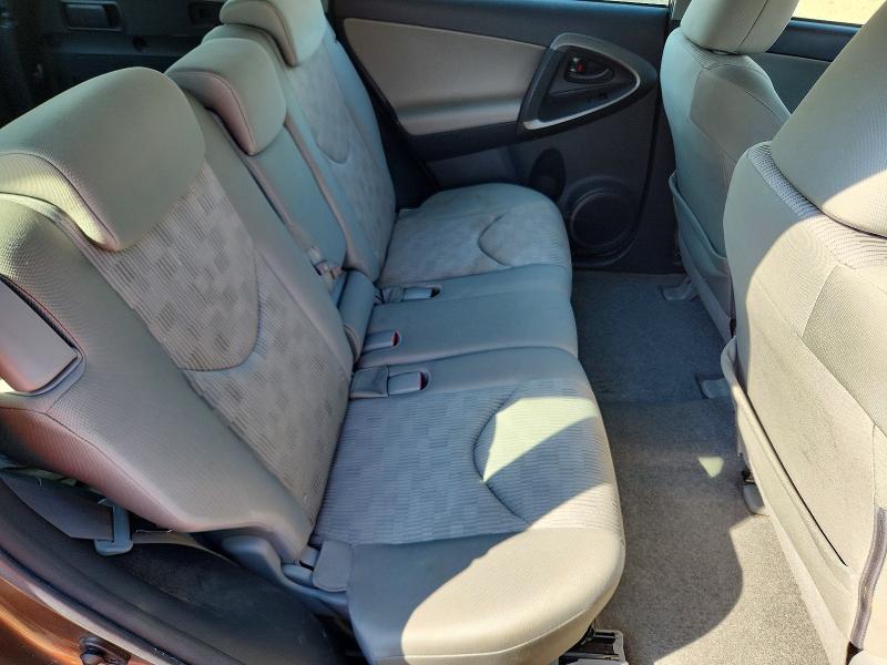 Photo 11 from auction – 2009 TOYOTA RAV4 with VIN JTMZF33VX95006533