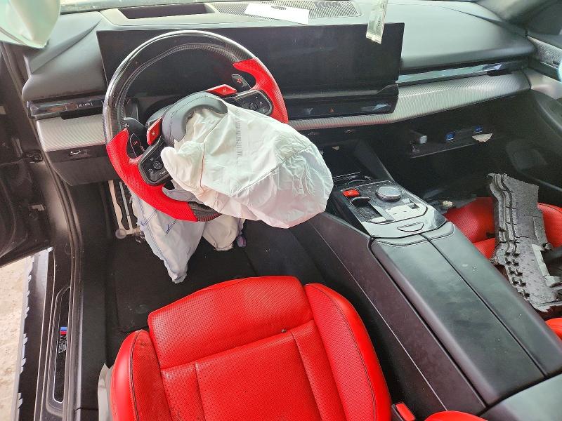 Foto 8 de la subasta – 2025 BMW M5 con VIN WBS83FK02SCT94024