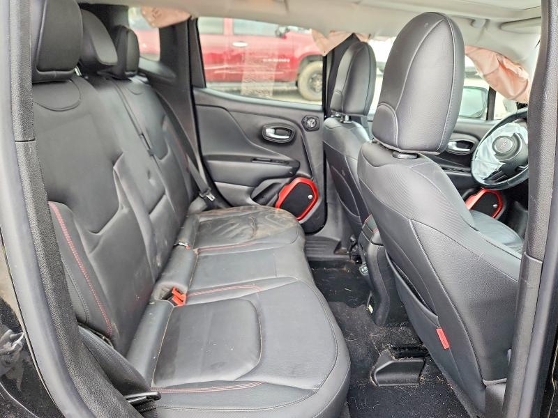 Photo 11 from auction – 2018 JEEP RENEGADE with VIN ZACCJBCB9JPH45392