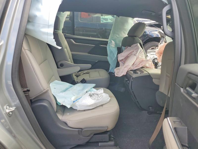 Снимка 10 от търг – 2024 GMC ACADIA с VIN 1GKENKKS0RJ230473
