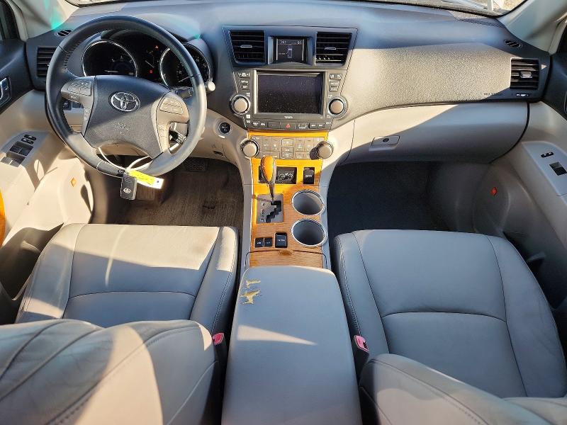 صورة رقم 8 من المزاد - 2009 TOYOTA HIGHLANDER مع VIN JTEEW44A092029994