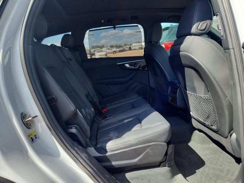 Снимка 11 от търг – 2025 AUDI Q7 с VIN WA1LCBF74SD001601