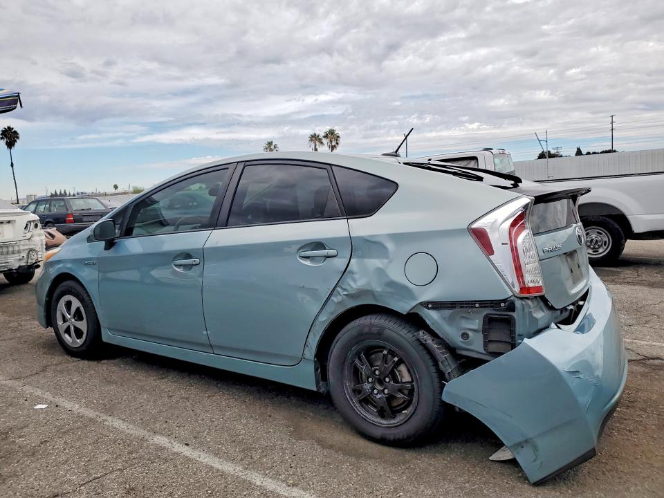 Photo 2 from auction – 2012 TOYOTA PRIUS with VIN JTDKN3DU0C1515815