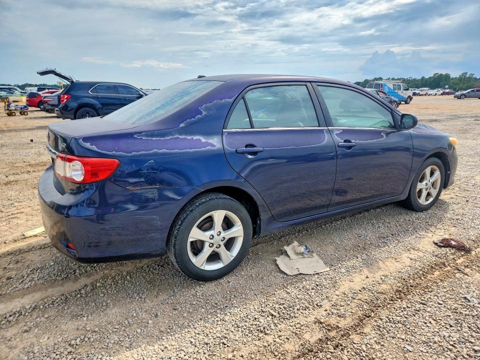 Photo 3 from auction – 2013 TOYOTA COROLLA with VIN 2T1BU4EE8DC980680