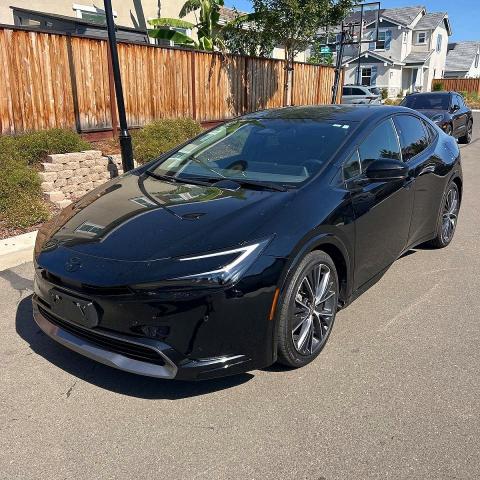 Zdjęcie 2 z aukcji – 2026 TOYOTA PRIUS z VIN JTDACAAUXT3067260