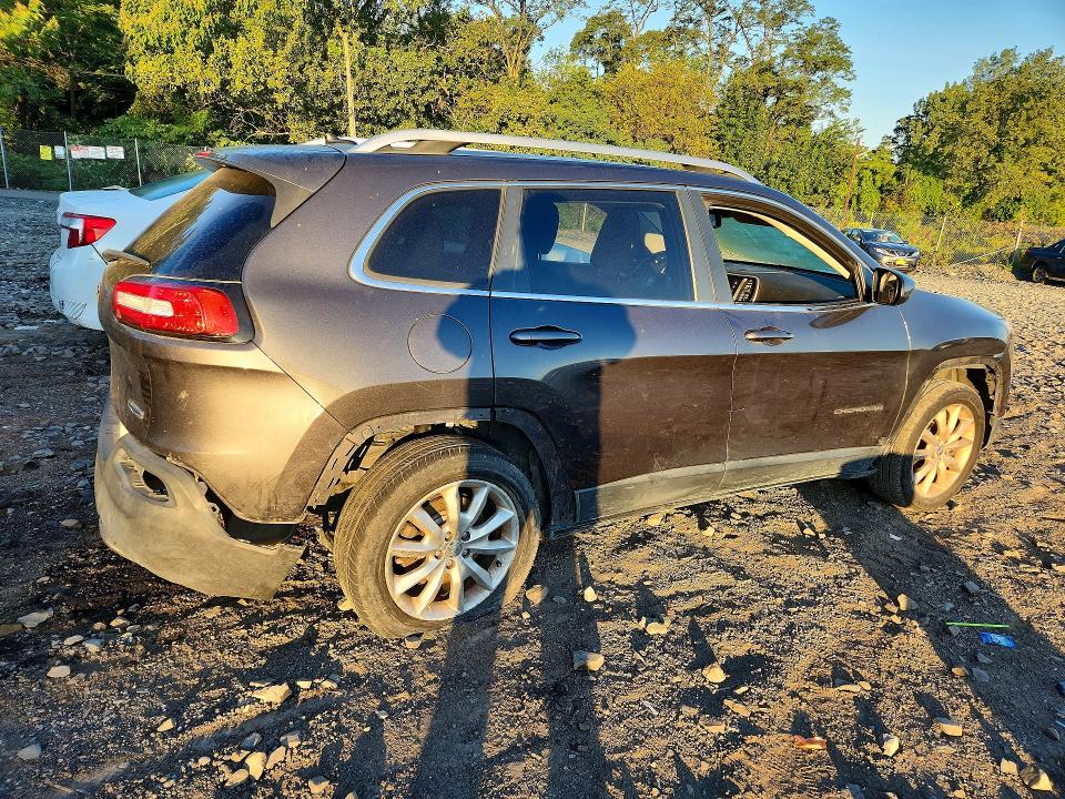 Photo 3 from auction – 2017 JEEP CHEROKEE with VIN 1C4PJMCB0HW634627