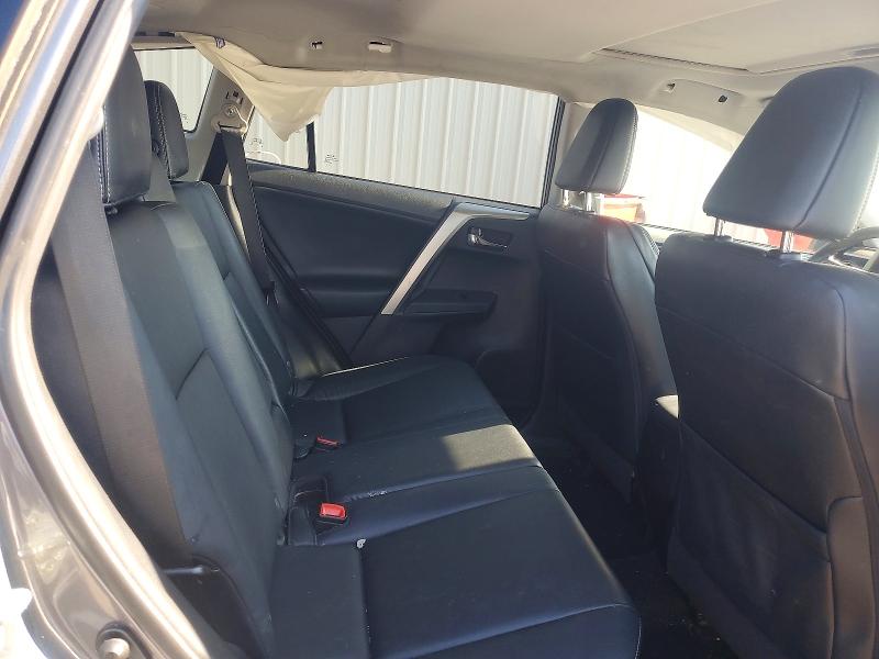Снимка 11 от търг – 2014 TOYOTA RAV4 с VIN 2T3DFREV3EW220647