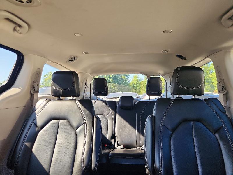 Photo 10 from auction – 2023 CHRYSLER PACIFICA with VIN 2C4RC1BG8PR627530