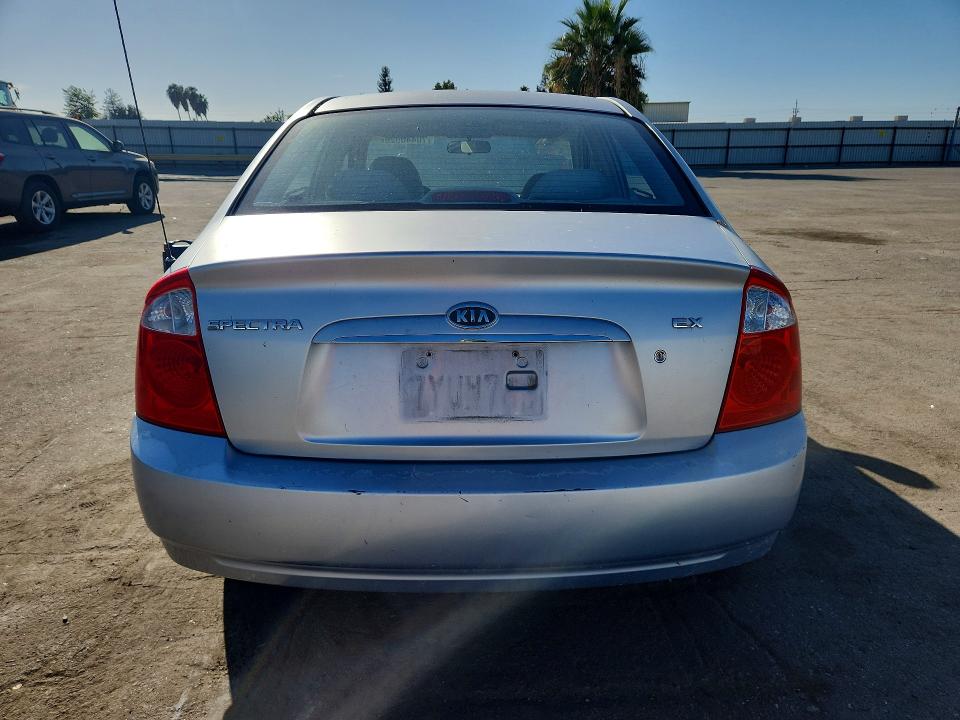 Photo 6 from auction – 2004 KIA SPECTRA with VIN KNAFE122445022301