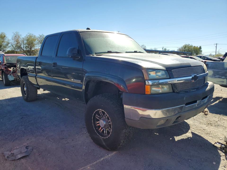 Photo 4 from auction – 2004 CHEVROLET SILVERADO with VIN 1GCHC23U94F237481