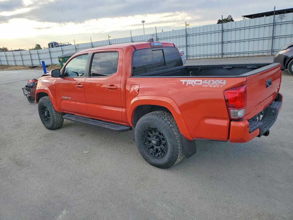 Photo 2 from auction – 2017 TOYOTA TACOMA with VIN 3TMCZ5AN2HM056895