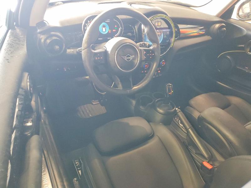 Photo 8 from auction – 2024 MINI COOPER with VIN WMW53DH06R2V37902